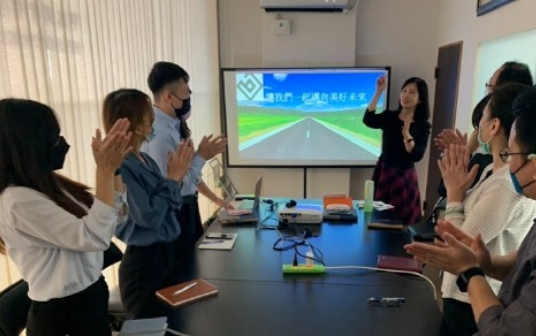 2022.11 Building the future together!